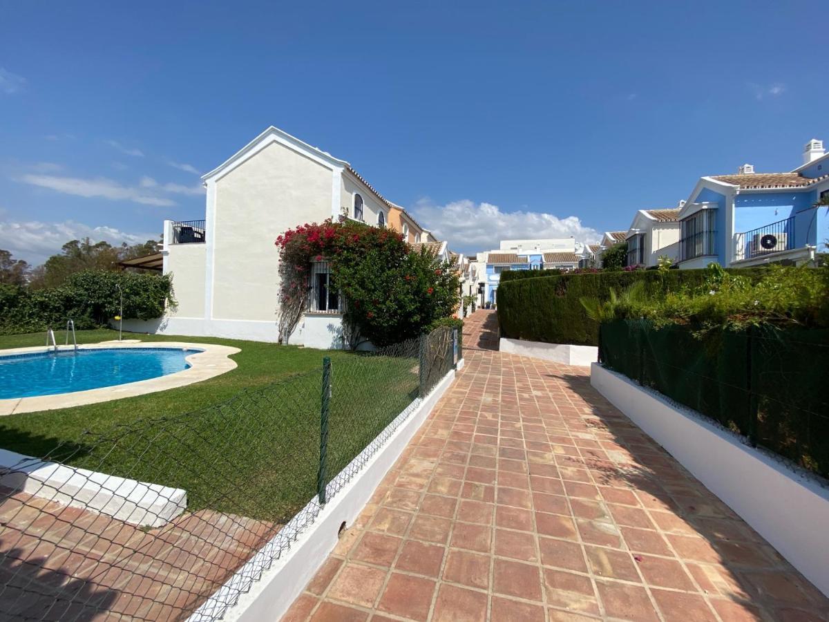 Charming 1 Bedroom Suite With Shared Kitchen Next To Puerto Banus Марбелья Екстер'єр фото